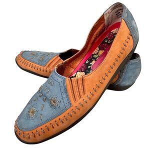 Hush Puppies Blue and Orange Floral-Insole Slip-On Loafers